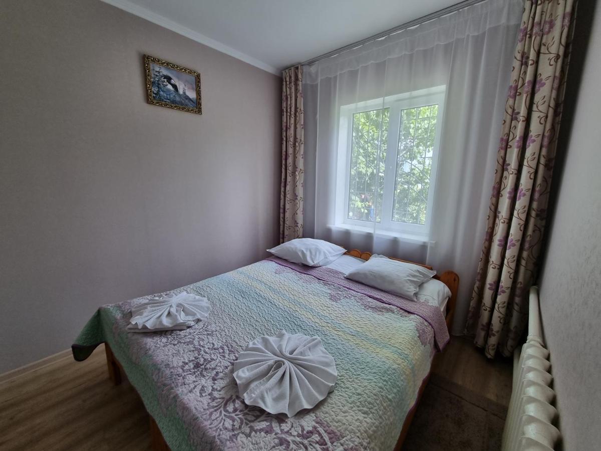 Guest House Moryachka Bosteri Exterior photo