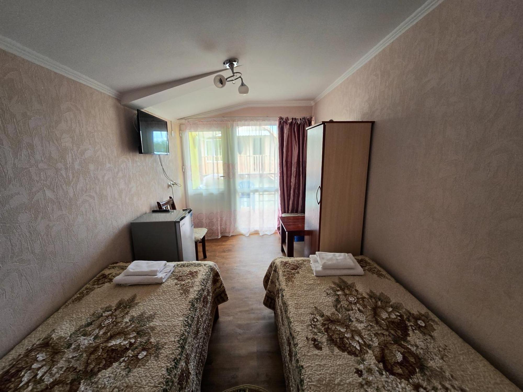 Guest House Moryachka Bosteri Exterior photo